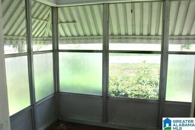 Building Photo - 3257 Allison-Bonnett Memorial Dr