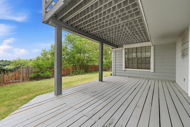 Building Photo - $2,940.95 - 3 bed 2.5 bath Home in Centennial with Central AC, and Great Backyard Space!