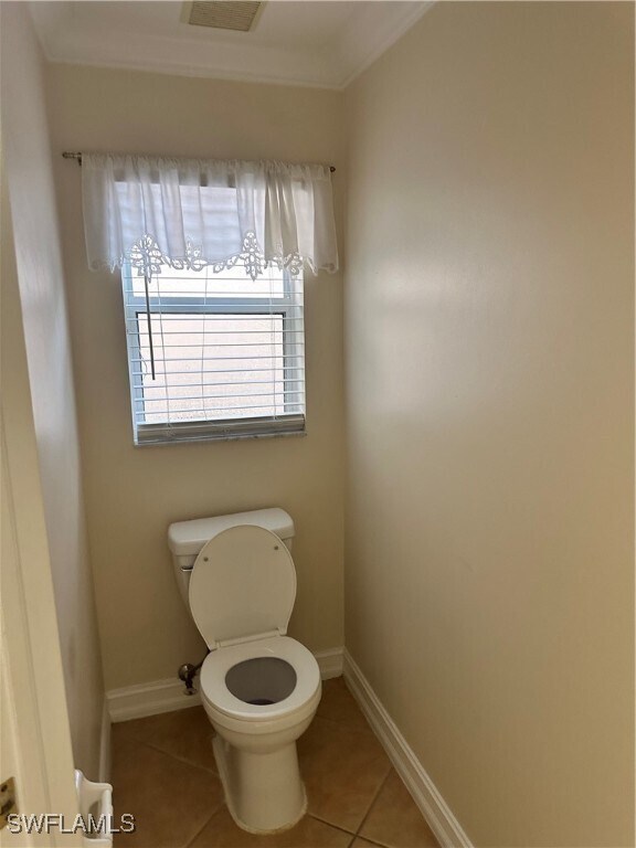 Building Photo - 8267 Laurel Lakes Way