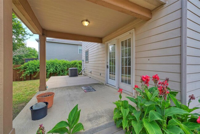 Building Photo - 140 Plum Path