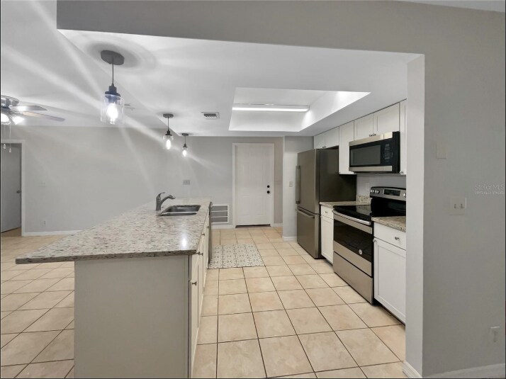 Building Photo - 236 Longhorn Dr