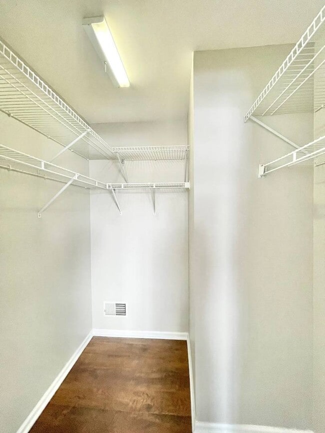 Building Photo - 602 Pearces Ford Rd