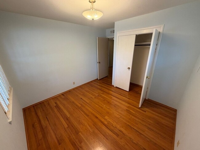 Building Photo - 1508 Park Blvd