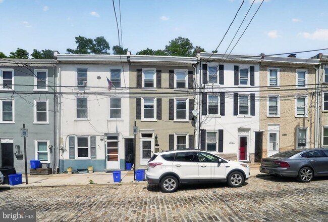 Building Photo - 4739 Smick St