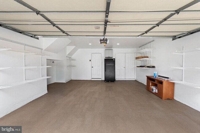 Building Photo - 13584 Cedar Run Ln