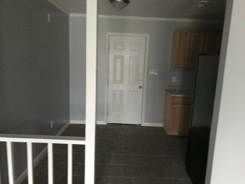 Building Photo - 5768 Aftonshire Dr