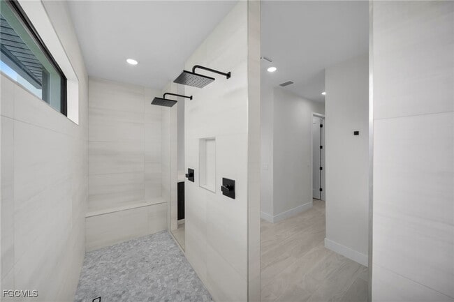 Building Photo - 3435 SW 8th Ct