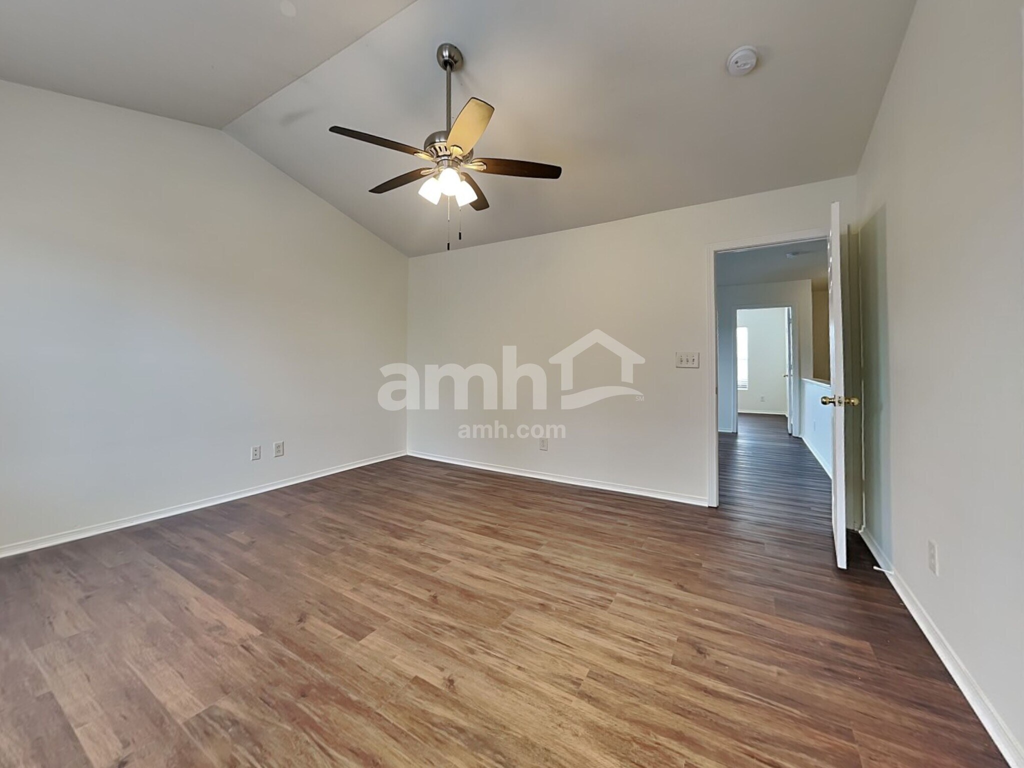 Building Photo - 4636 Meadowfield Rd