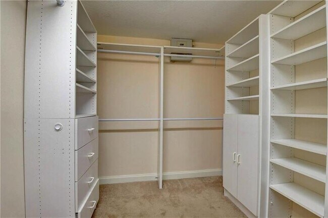 Building Photo - 2700 NW 49th St