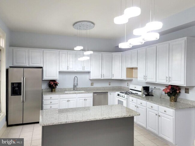 Building Photo - 606 Brockman Ct