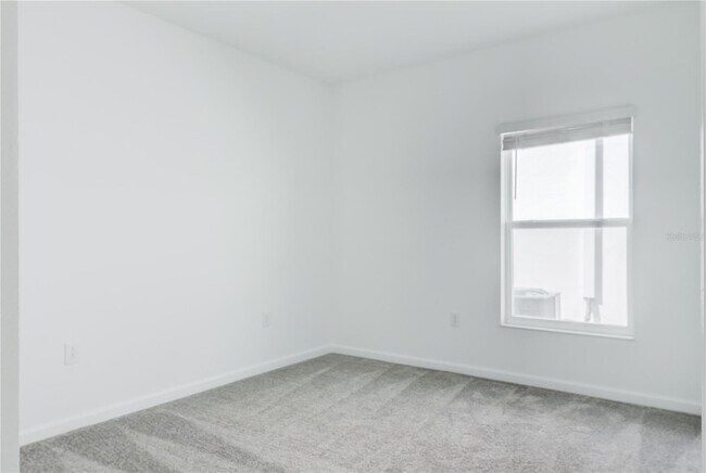 Building Photo - 1492 Cumberland Ave