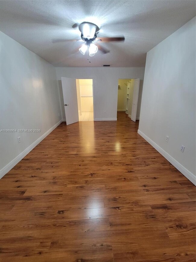 Building Photo - 1611 SW 2nd Ct