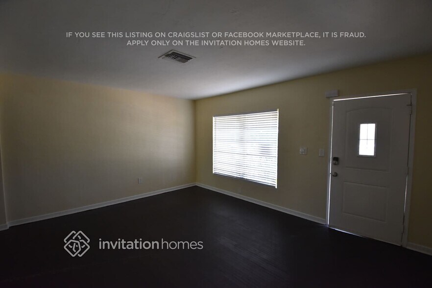 Building Photo - 245 NW 124th St