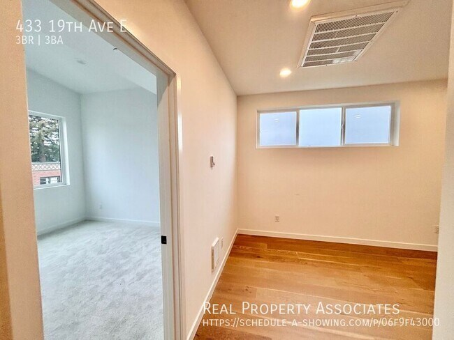 Building Photo - 433 19th Ave E