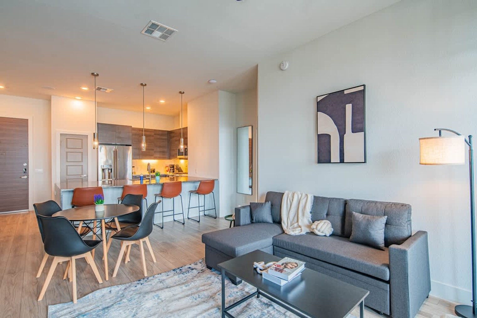 Building Photo - 15501 N Dial Blvd