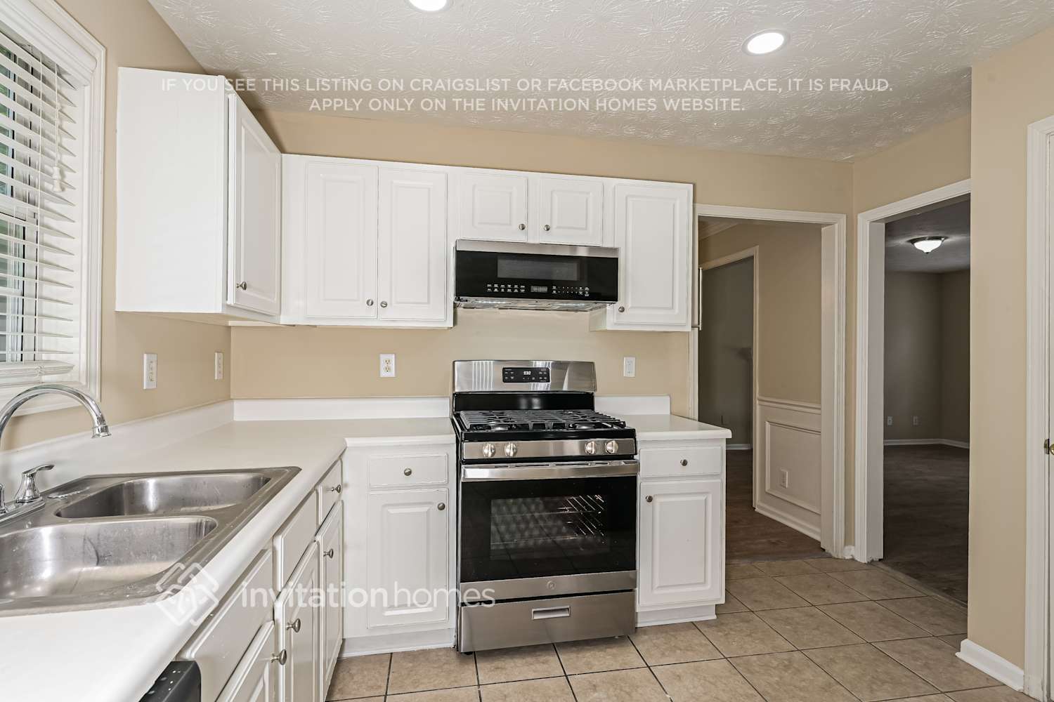 Building Photo - 535 Devonshire Walk Dr