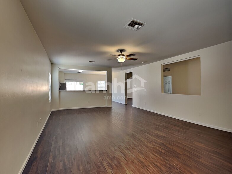 Building Photo - 11320 Harvester