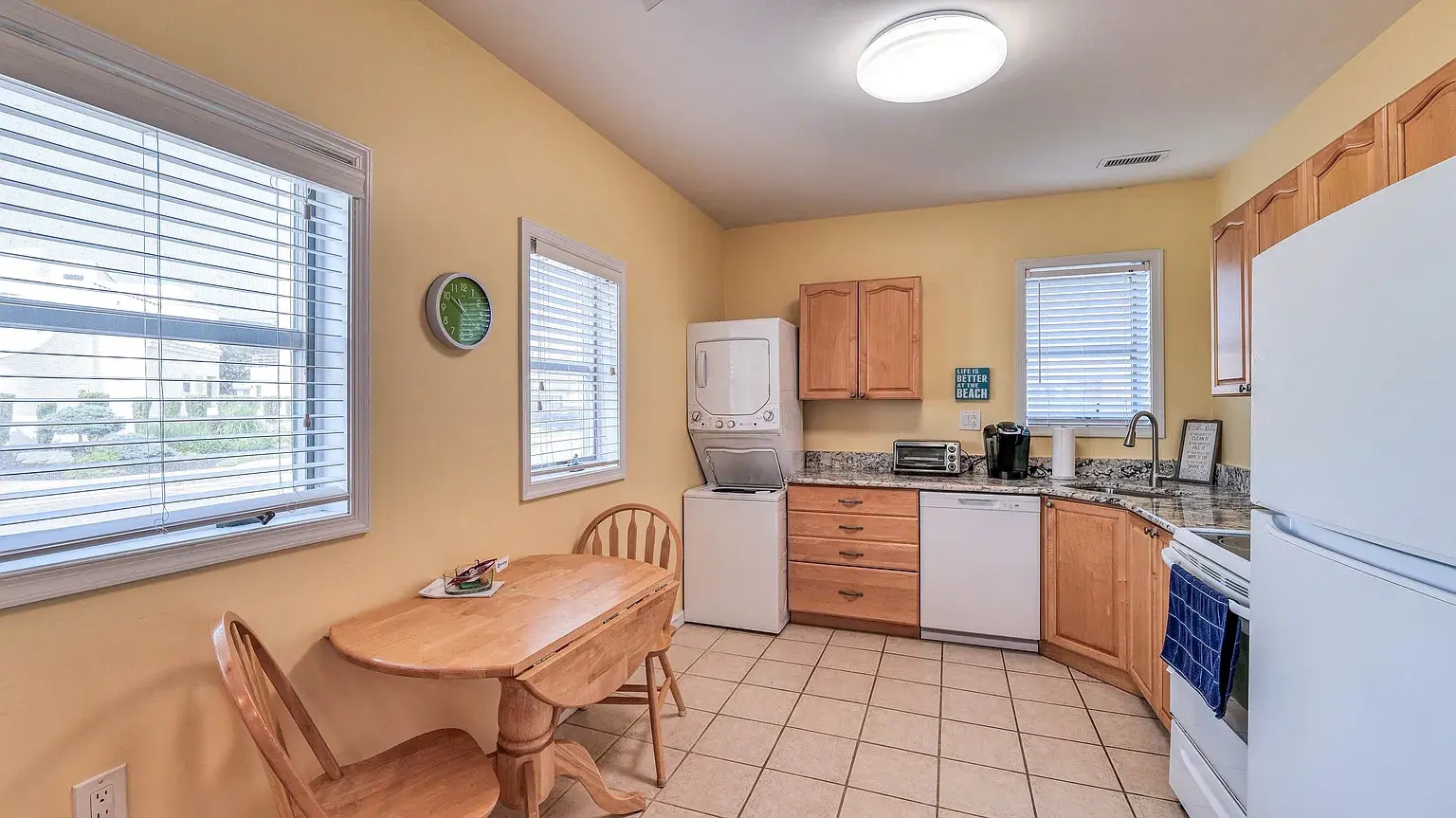 Building Photo - 5800 Boardwalk