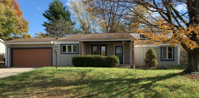 Building Photo - 818 Eastchester Dr