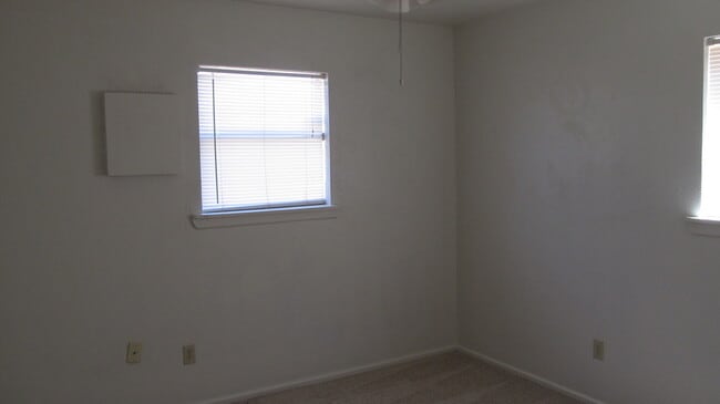 Building Photo - 5612 44th Street