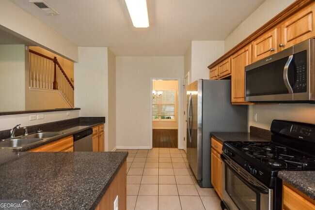 Building Photo - 140 Lantana Dr