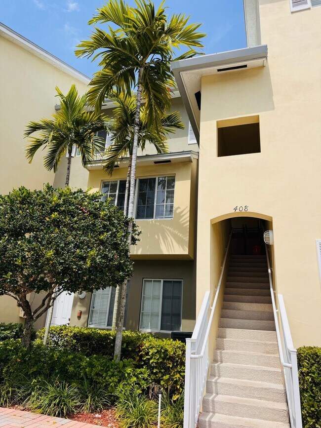 Building Photo - 408 SW 14th Ave