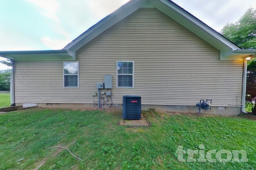 Building Photo - 2905 Haddox Pl