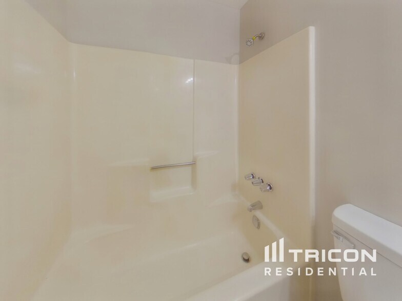 Building Photo - 4621 Cedar Brook Dr SE