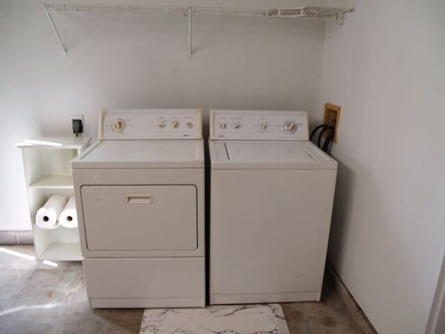 Building Photo - 3 bedroom, 2 bathroom home in Beau Rivage Plantation!