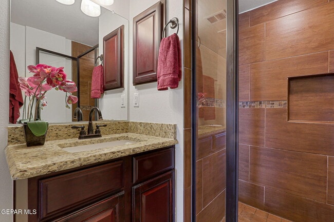 Building Photo - 5021 Silver Cholla Dr