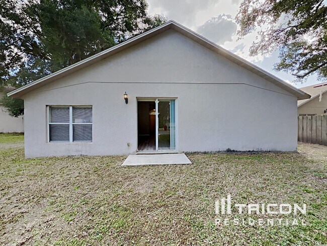 Building Photo - 102 Citrus Landing Dr