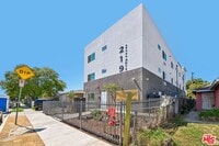 Building Photo - 219 E 87th St