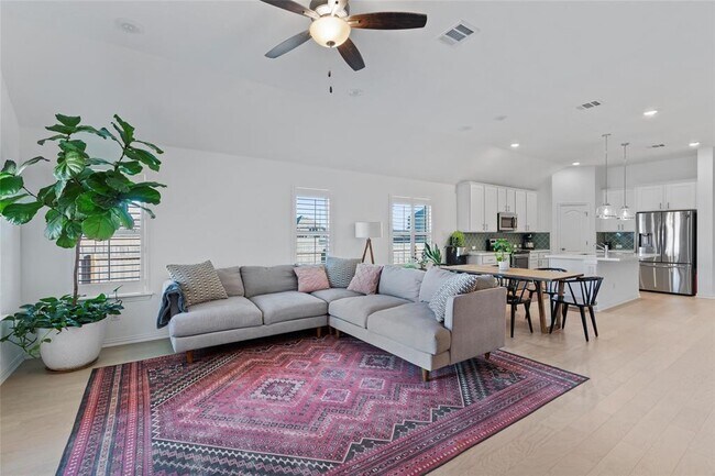 Building Photo - 200 Ottaviano Way