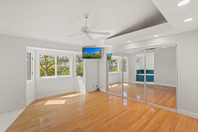 Building Photo - Stunning *VIEW* home for rent in desirable...