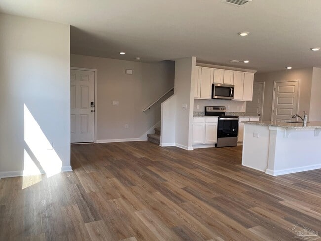 Building Photo - 10942 Blacktail Loop