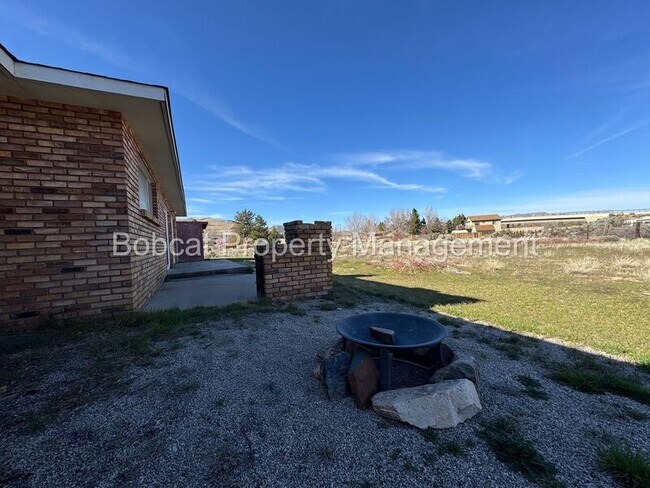 Building Photo - 5229 Silver Sage Dr