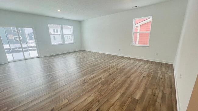 Building Photo - "Charming 3-Bedroom Home with 2 Full Baths in Picturesque Danville – 1,673 Sq Ft of Comfort Awaits!"
