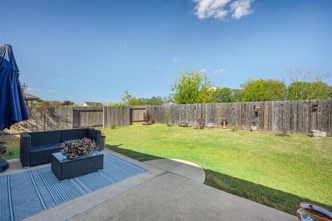 Building Photo - 125 Night Sky Dr