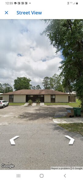 Building Photo - 467 NW Lake City Ave
