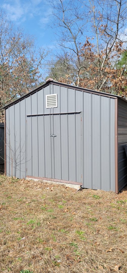 Building Photo - Don't miss this beauty!!!