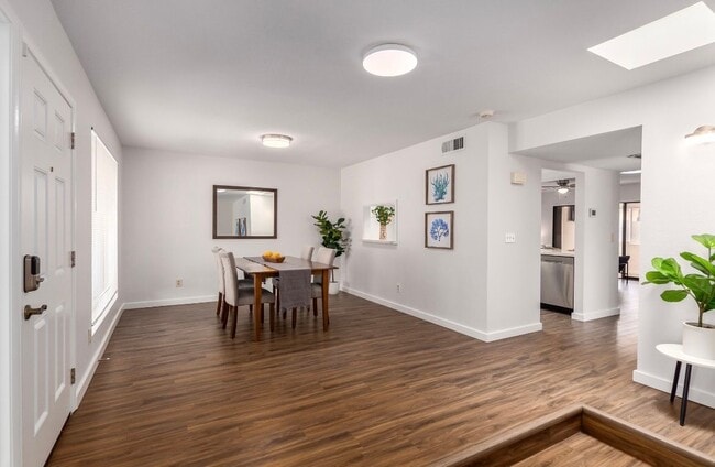 Building Photo - 1669 S Ash