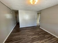 Building Photo - 1624 W 36th St