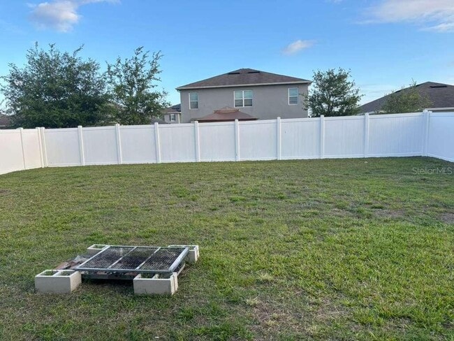 Building Photo - 1872 Rustic Falls Dr