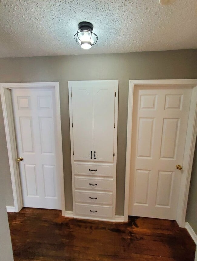 Building Photo - 3 bed 1 bath in Midwest City