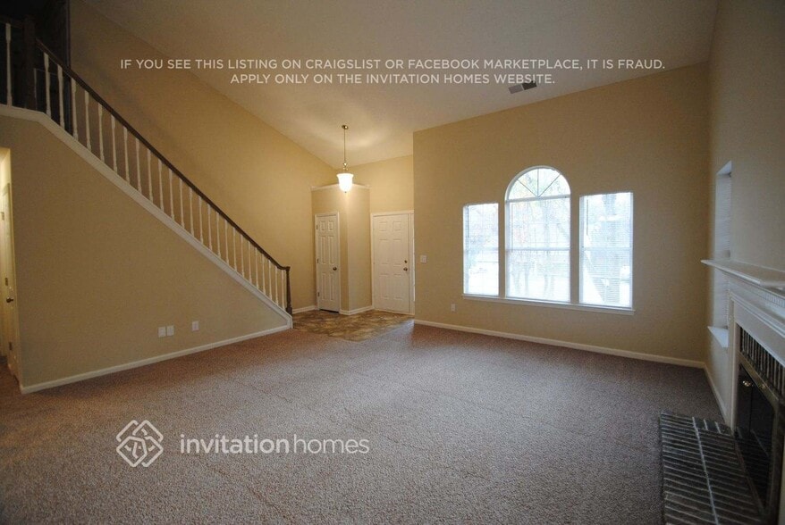 Building Photo - 14736 Sapphire Ln