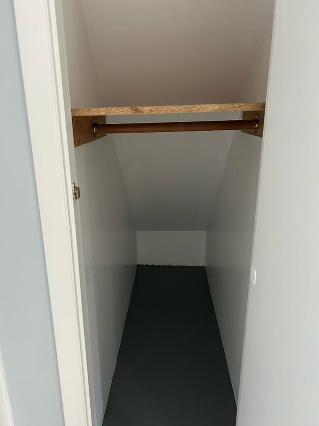 Building Photo - 29 Jackson St