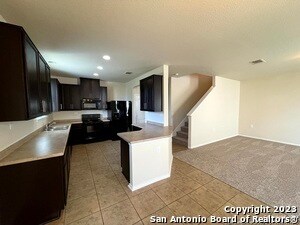 Building Photo - 7422 Primrose Post