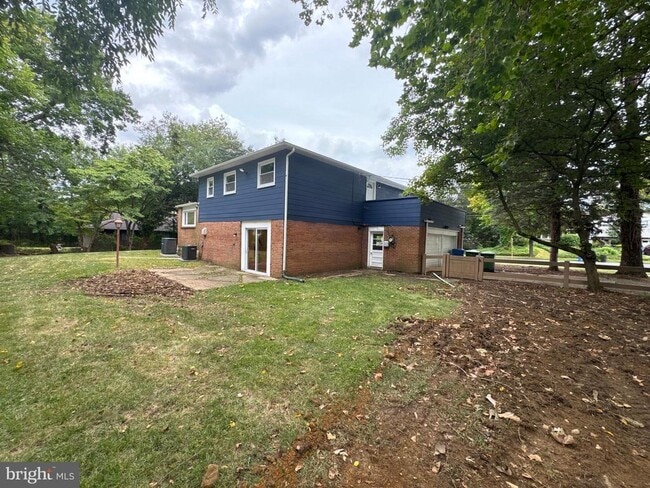 Building Photo - 355 Cherry Hill Blvd
