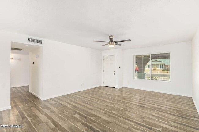 Building Photo - 5449 W Sierra St