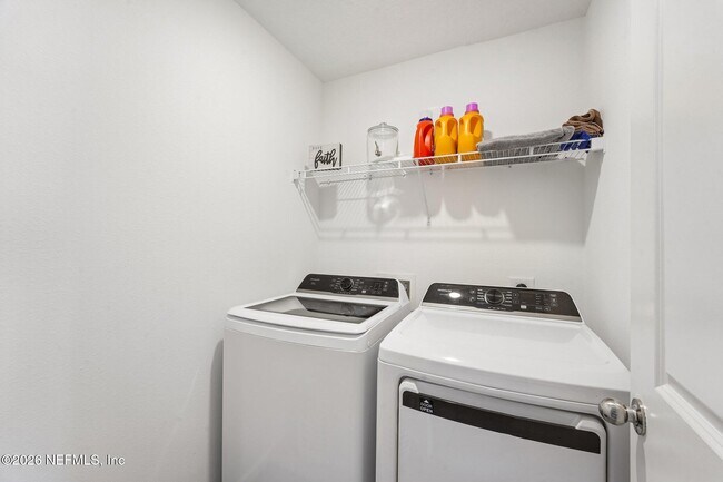 Building Photo - 2160 Windward Cay Ln